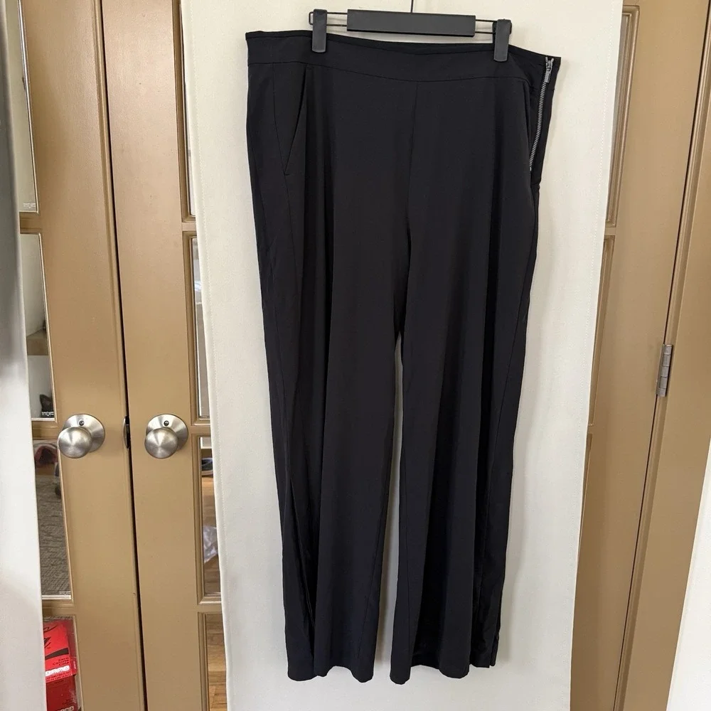 Athleta Womens 16 Black Gramercy Park Trouser Wide Leg Pants Ankle Snaps Bottoms - Picture 2 of 10